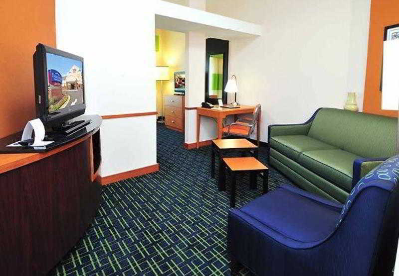 Fairfield Inn & Suites Memphis Олив-Бранч Экстерьер фото