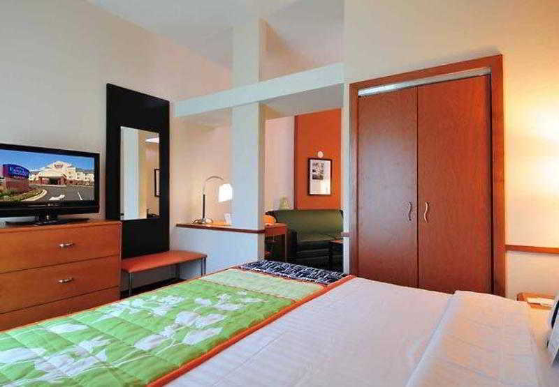 Fairfield Inn & Suites Memphis Олив-Бранч Экстерьер фото
